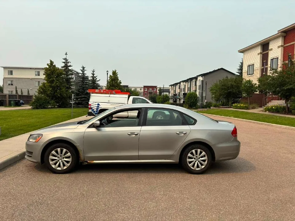 Volkswagen Passat 2013 photo 3