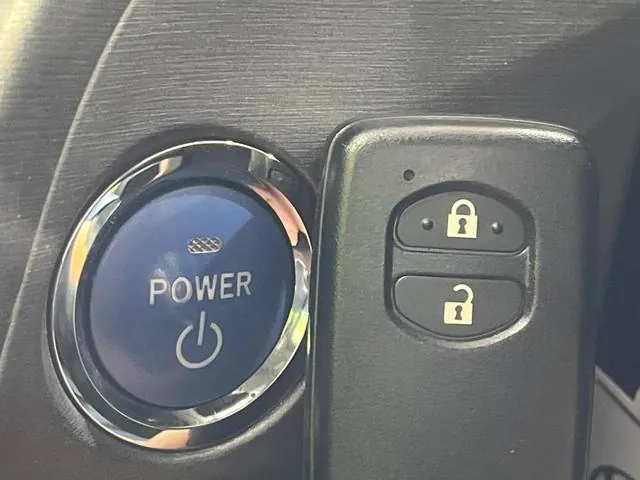 Toyota Prius 2012 photo 5