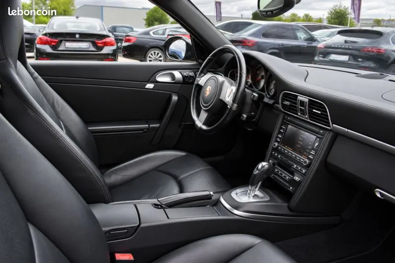 Porsche 911 2009 photo 2