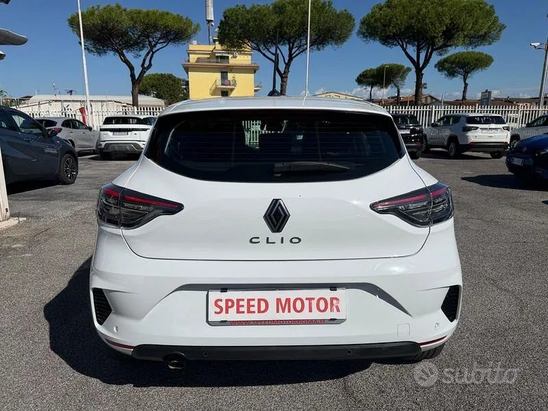 Renault Clio 2024 photo 5