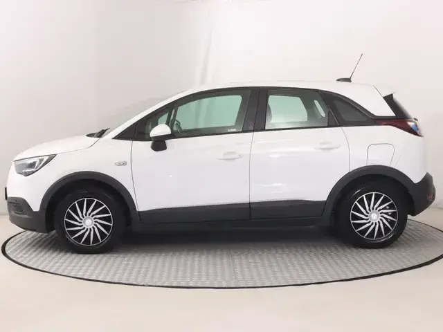 Opel Crossland 2017 photo 2