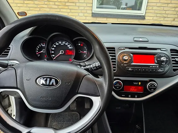 Kia Picanto 2014 photo 5