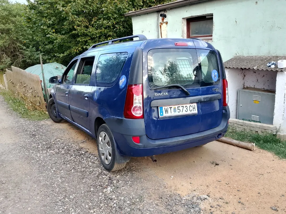 Dacia Logan 2007 photo 3