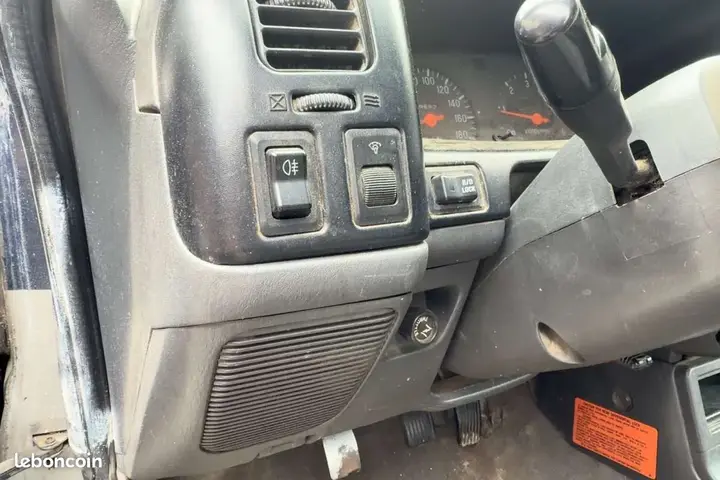 Mitsubishi L200 2003 photo 5