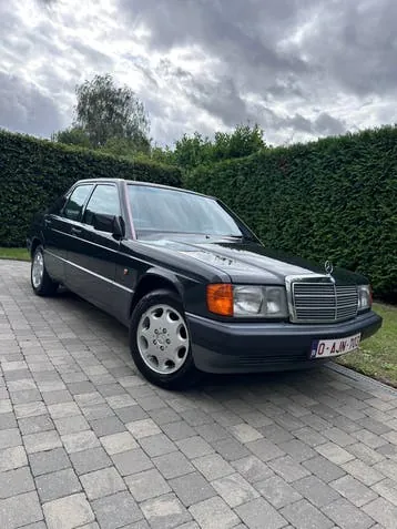 Mercedes-Benz 190E