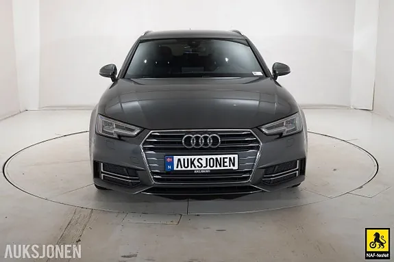 Audi A4 2018 photo 2