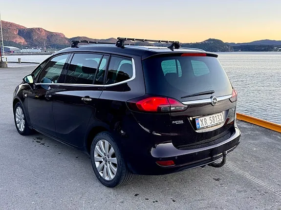 Opel Zafira Tourer 2012 photo 4