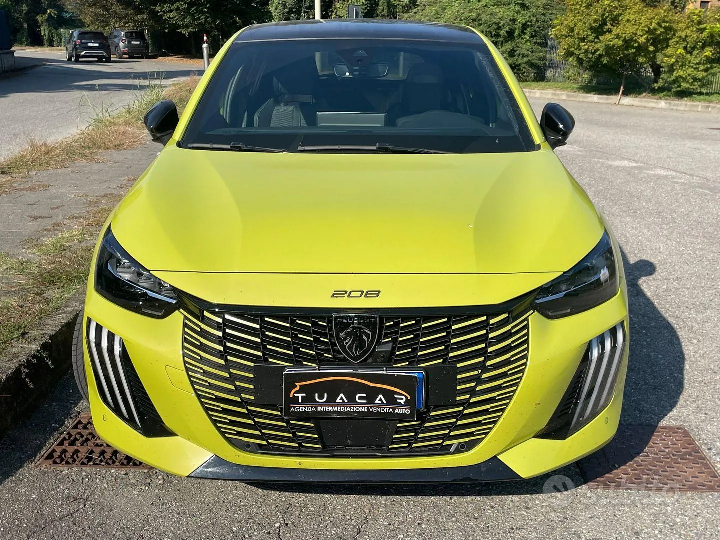 Peugeot 208 2024 photo 3