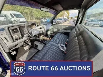 Chevrolet Silverado 1990 photo 2