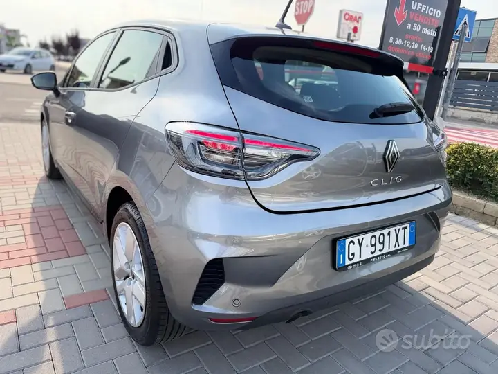 Renault Clio 2025 photo 4