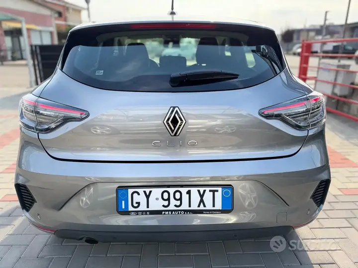 Renault Clio 2025 photo 5