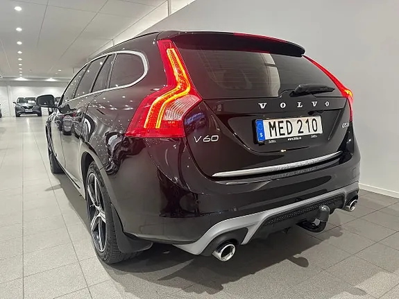 Volvo V60 2018 photo 2