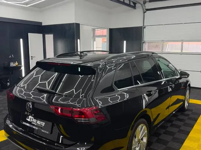 Volkswagen Golf Variant 2023 photo 4
