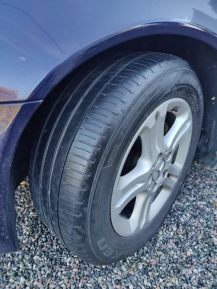 Mercedes-Benz E220 D 2008 photo 3