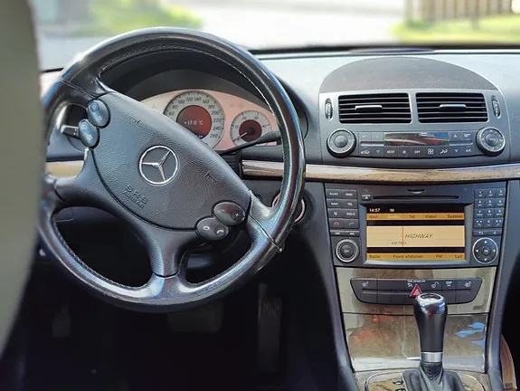 Mercedes-Benz E220 D 2008 photo 5