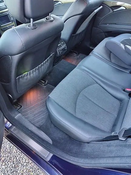 Mercedes-Benz E220 D 2008 photo 4