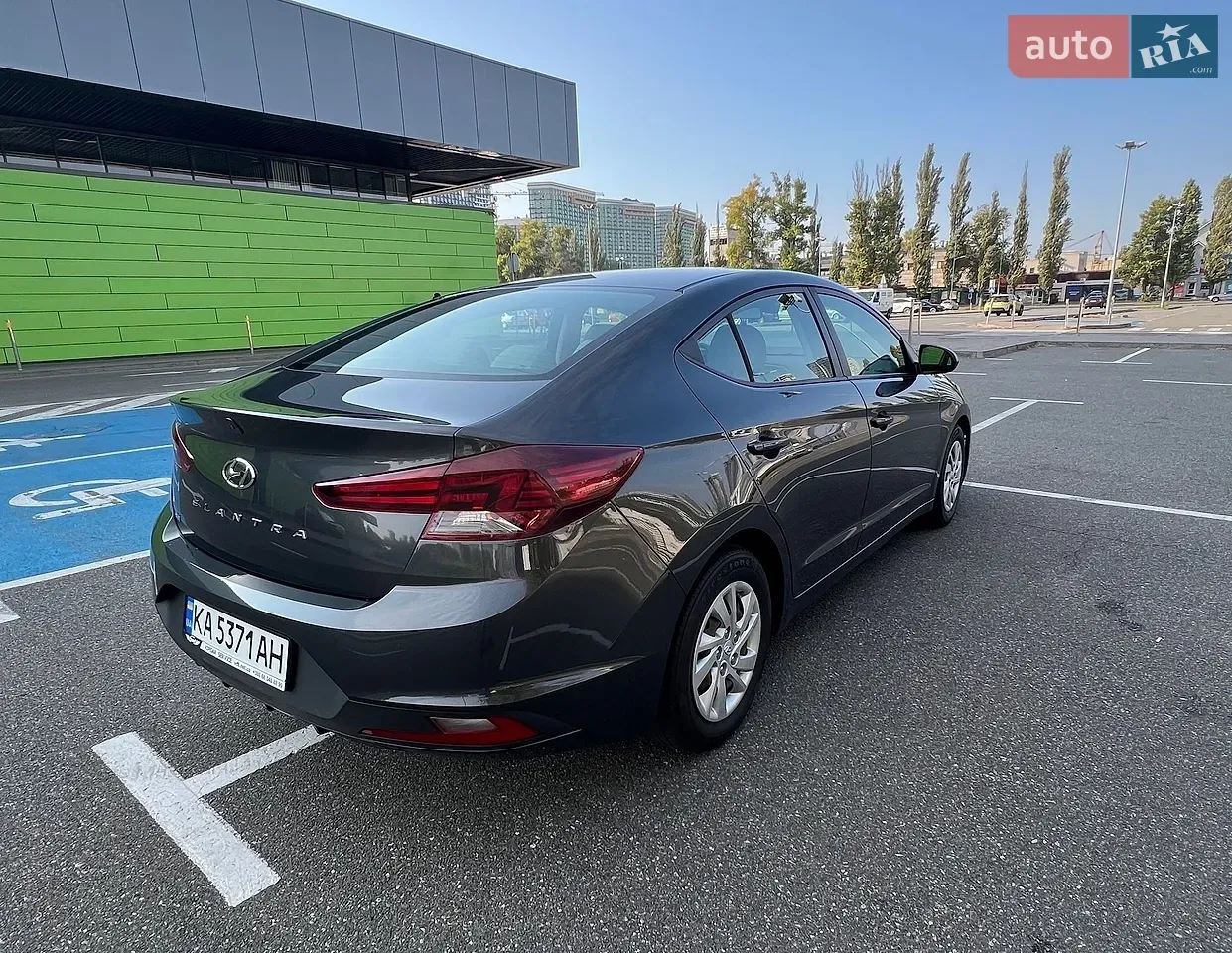 Hyundai Elantra 2020 photo 4