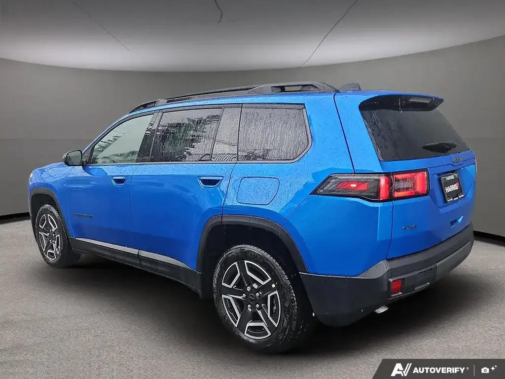 Jeep Cherokee 2026 photo 4