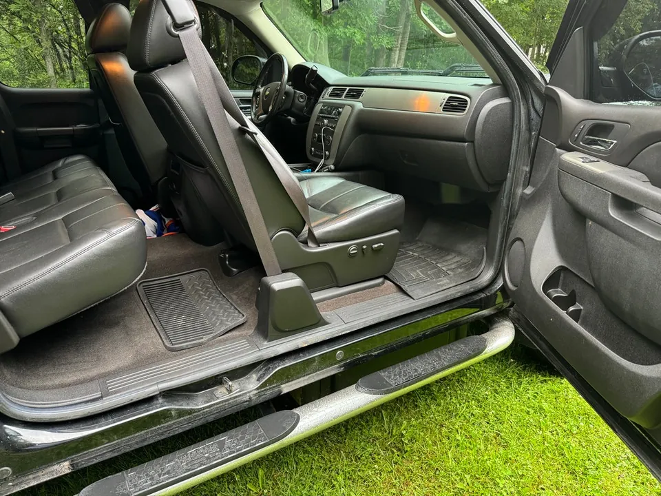 Chevrolet Silverado 2500 2012 photo 4