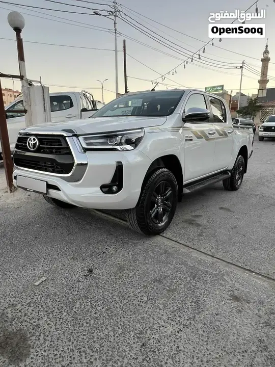Toyota Hilux 2026 photo 2