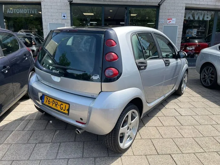 Smart Forfour 2004 photo 3