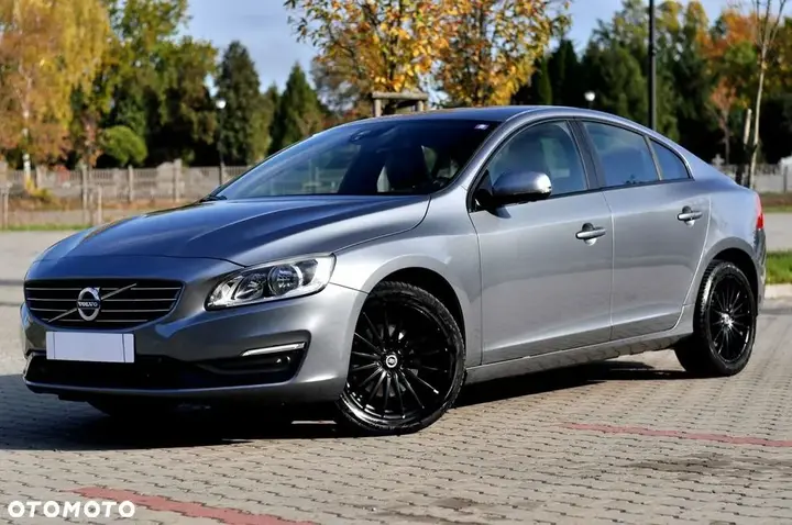Volvo S60 2016 photo 2