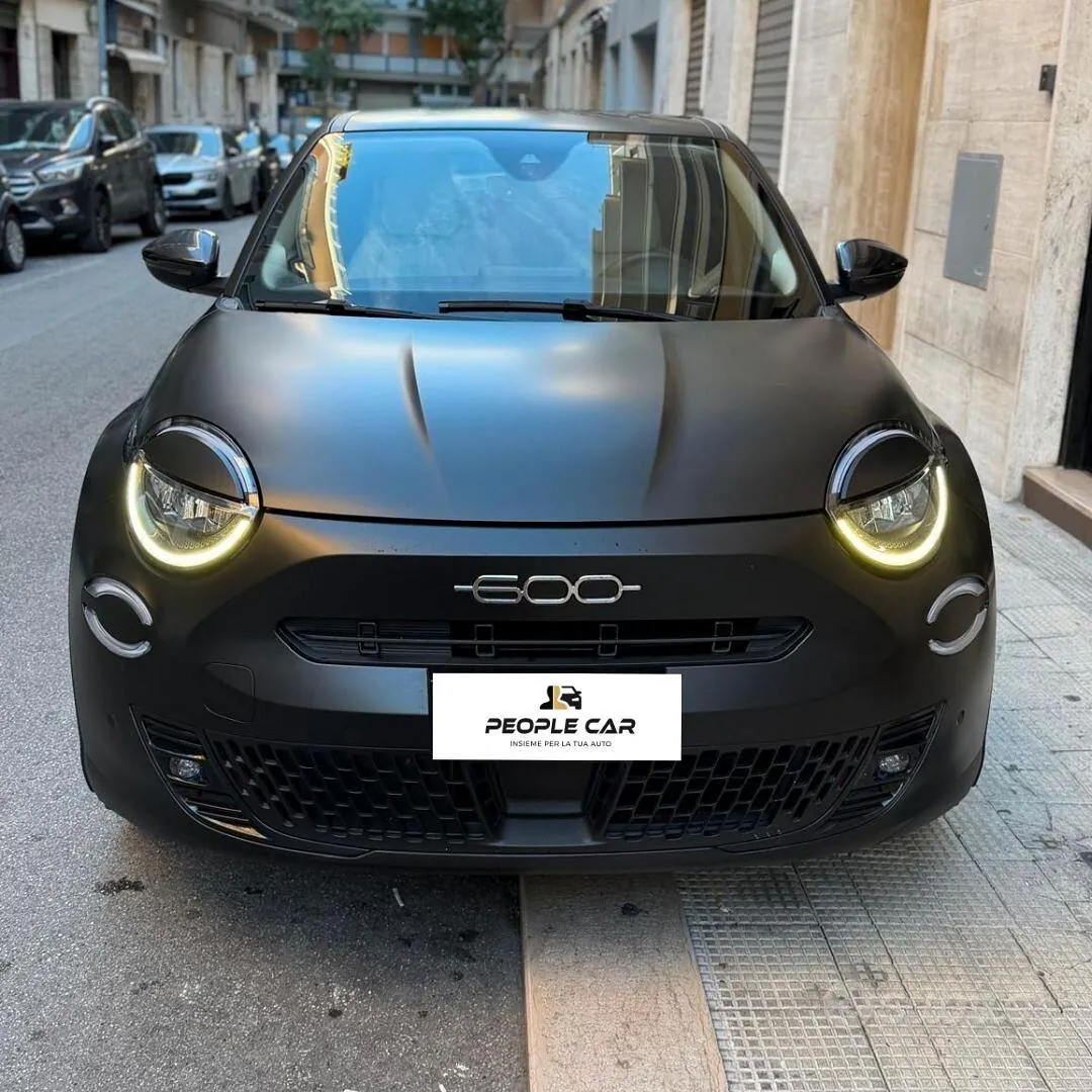 Fiat 600E 2023 photo 2