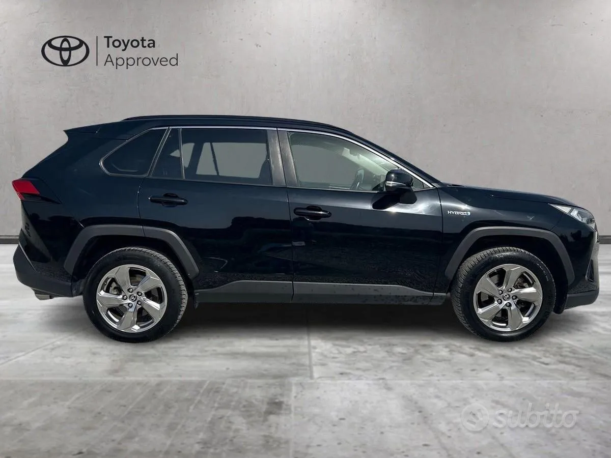 Toyota Rav4 2021 photo 4