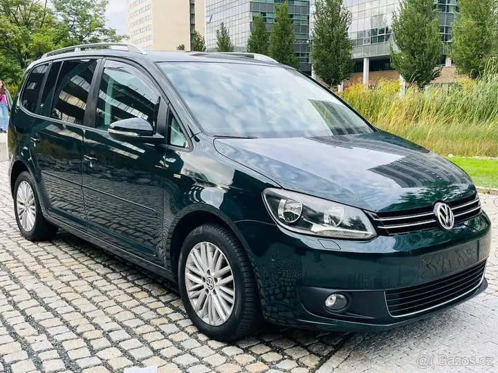 Volkswagen Touran 2014 photo 4