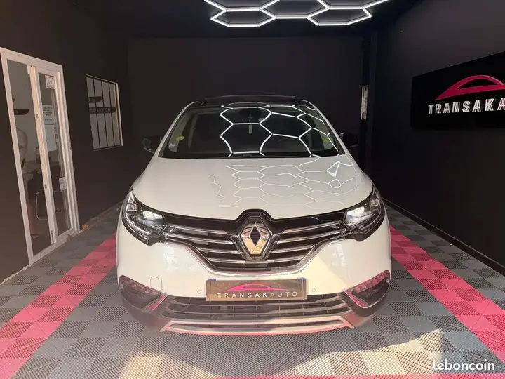 Renault Espace 2016 photo 2