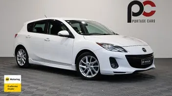 Mazda Axela 2012 photo 2