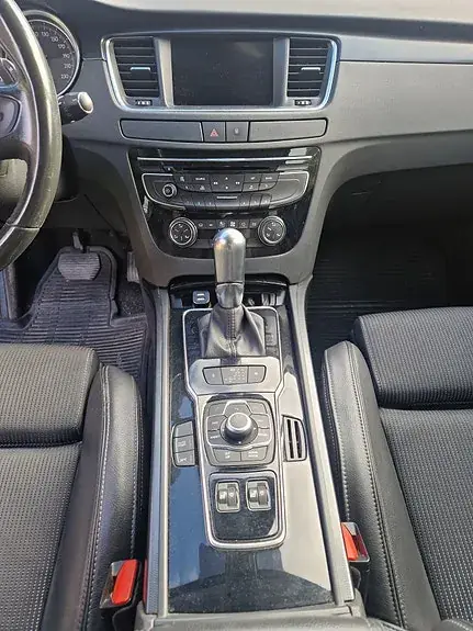 Peugeot 508 2013 photo 5