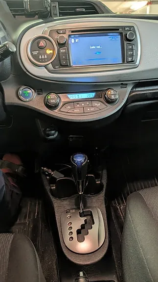 Toyota Yaris 2014 photo 5