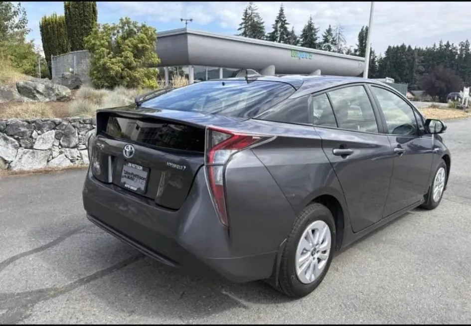 Toyota Prius 2016 photo 4