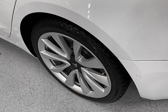 Tesla Model 3 2020 photo 5
