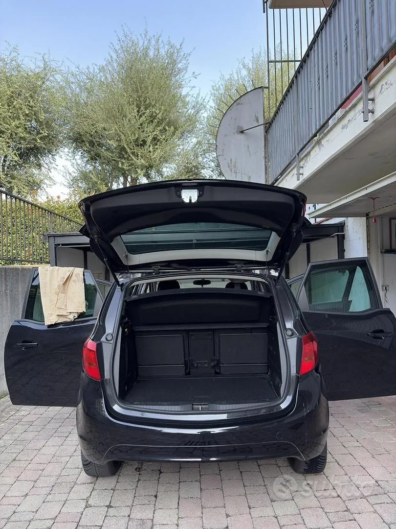 Opel Meriva 2011 photo 3