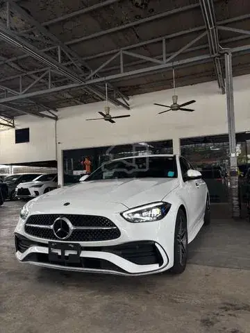 Mercedes-Benz C200