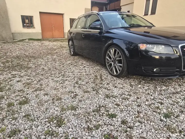 Audi A4 2006 photo 2