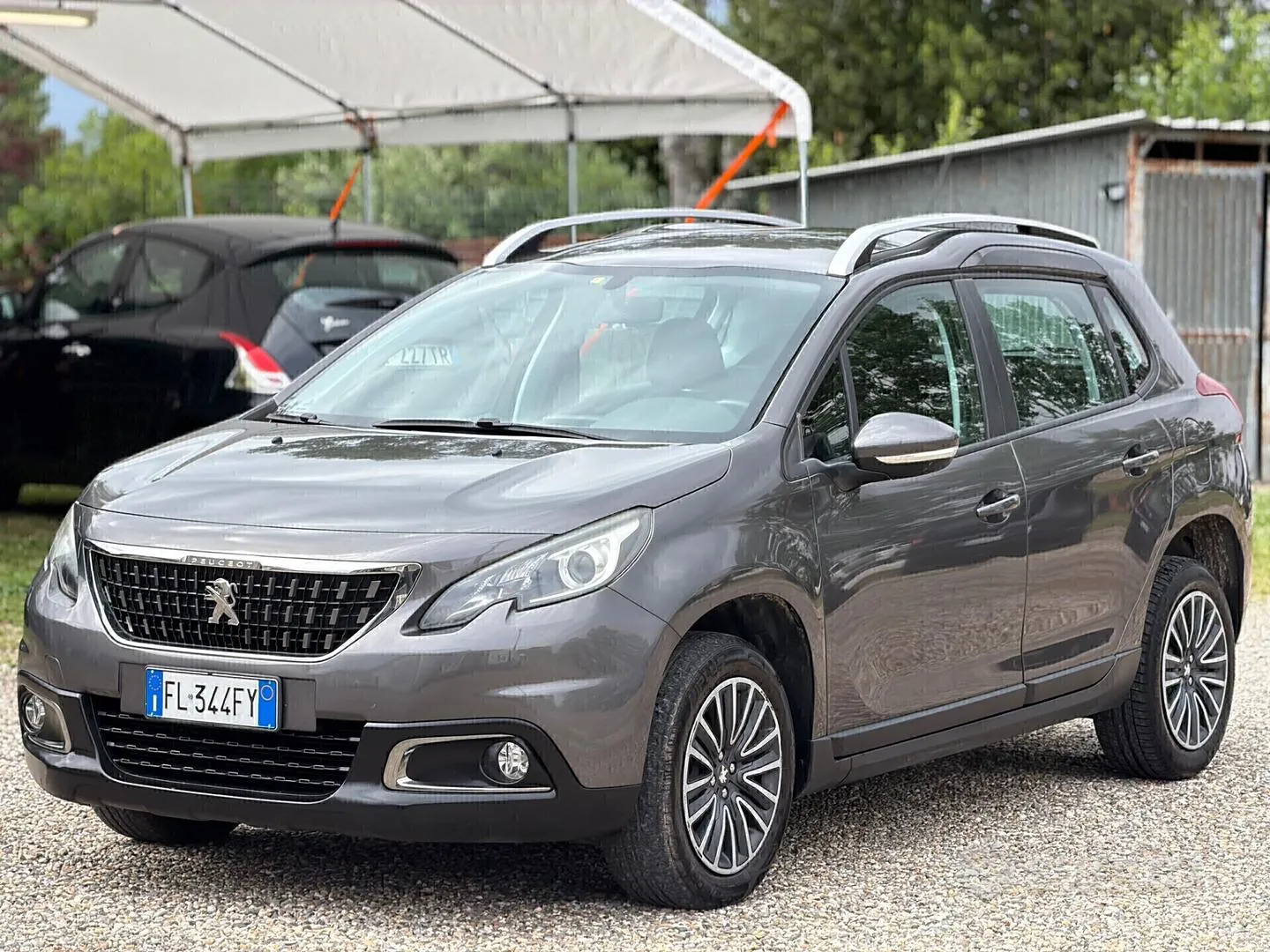Peugeot 2008 2017 photo 2