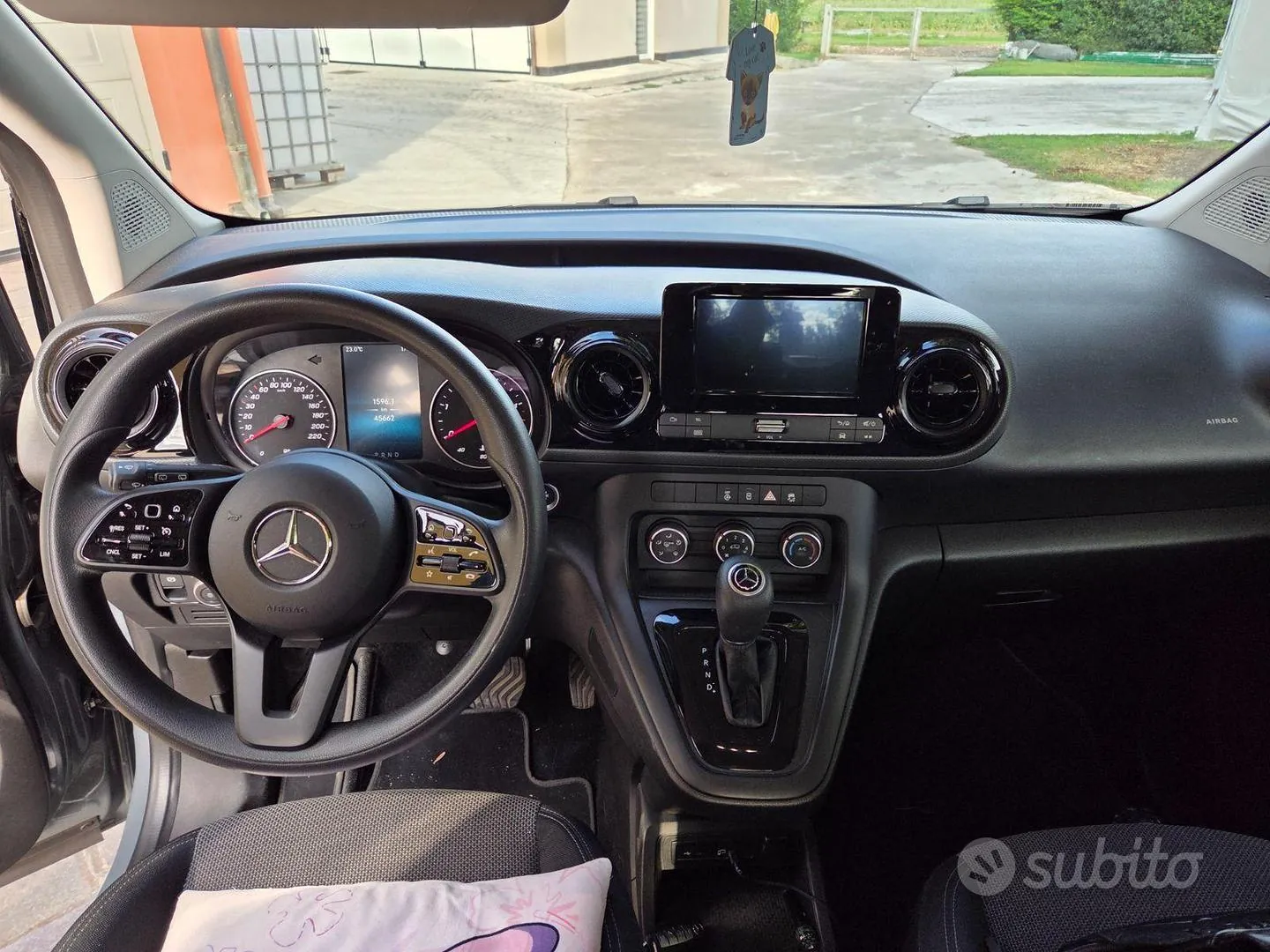 Mercedes-Benz T-Class 2022 photo 4