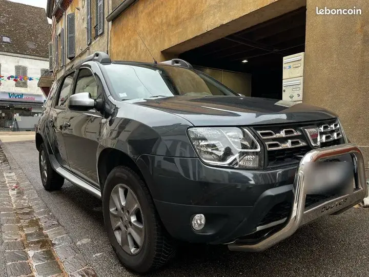 Dacia Duster 2014 photo 2