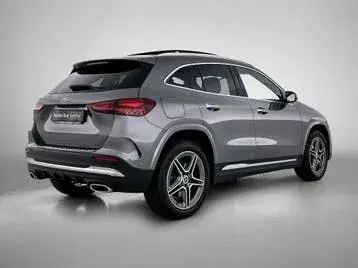 Mercedes-Benz Gla 2024 photo 2