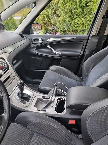 Ford S-Max 2009 photo 4