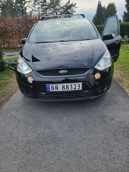 Ford S-Max 2009 photo 2