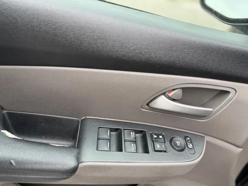 Honda Odyssey 2013 photo 5