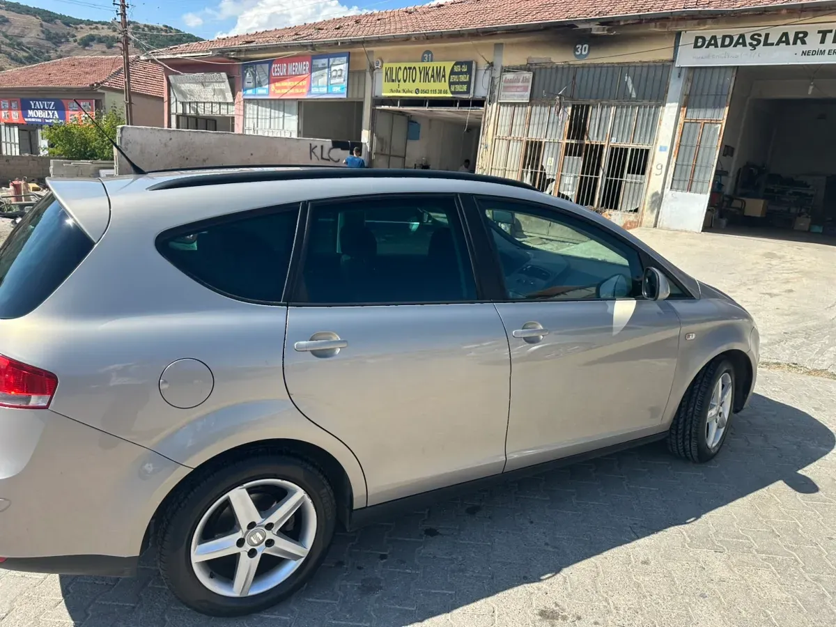 Seat Altea Xl 2011 photo 3