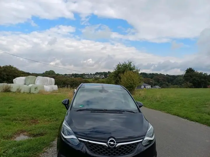 Opel Zafira Tourer