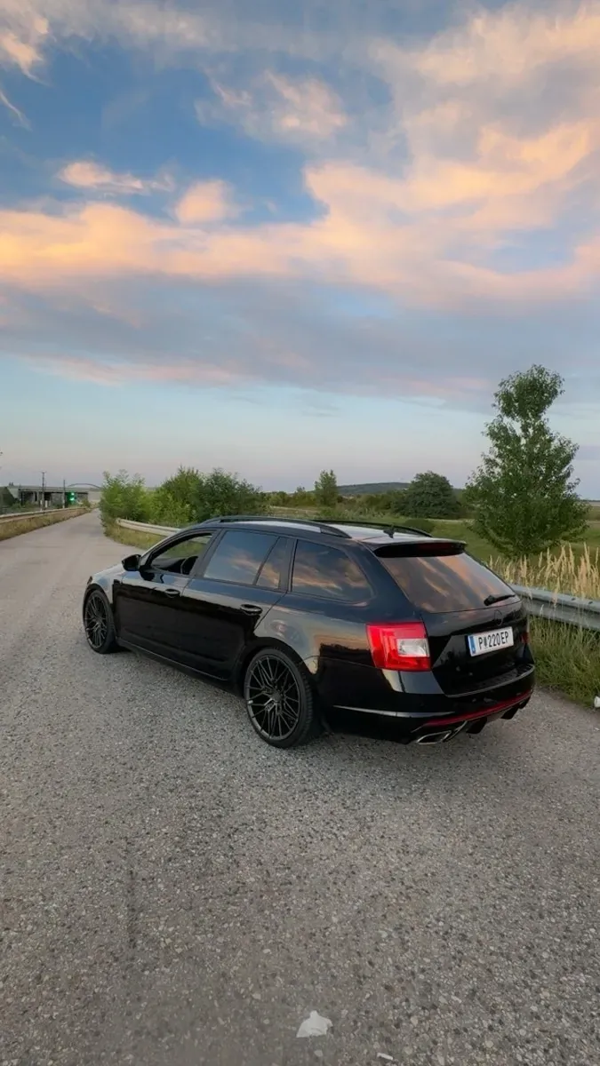 Skoda Octavia 2014 photo 2