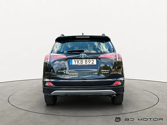 Toyota Rav4 2017 photo 5