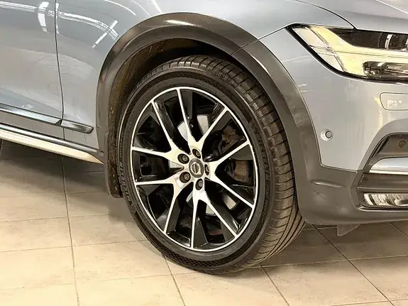 Volvo V90 Cross Country 2017 photo 3